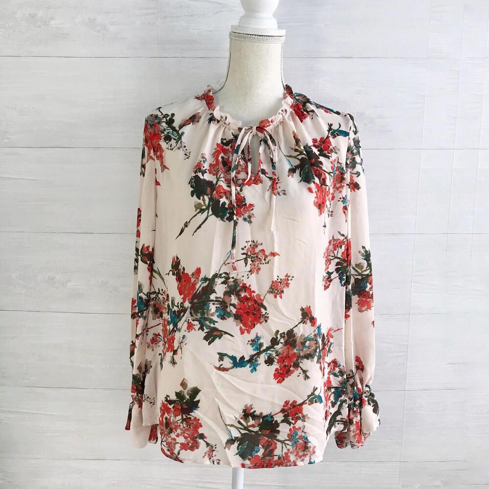 Violet + Claire - Pink floral tie neck long sleeve blouse, M